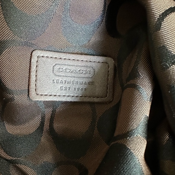 Coach suede bucket hat - Picture 6 of 6